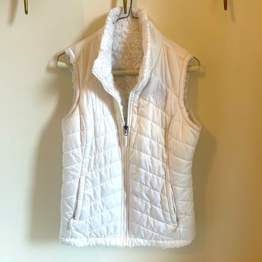 Women’s size small white North Face Vest